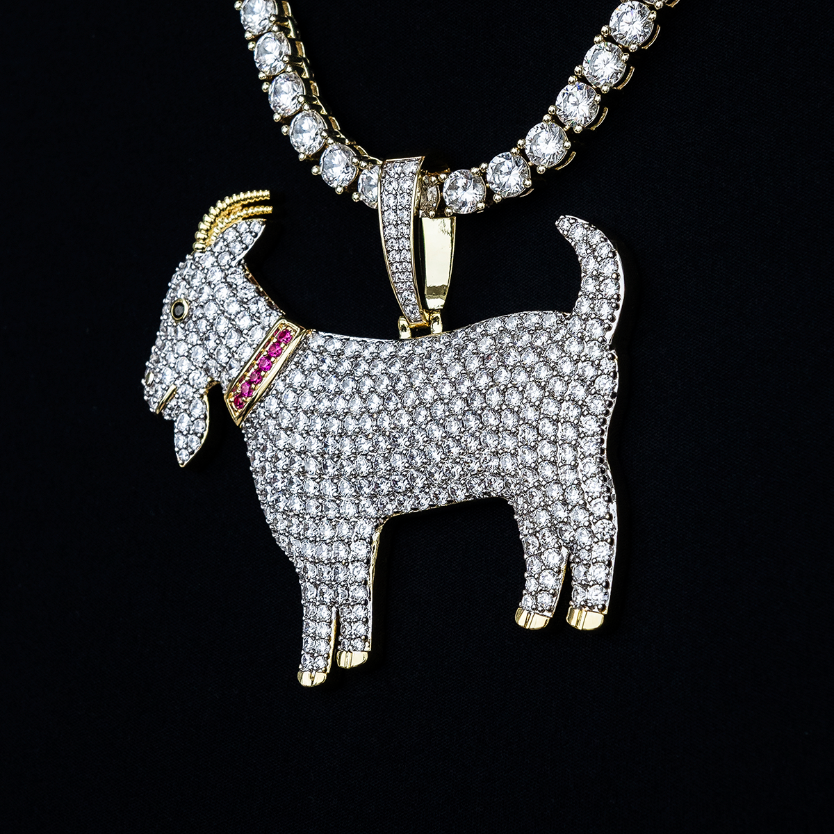 Large GOAT Pendant in Yellow Gold