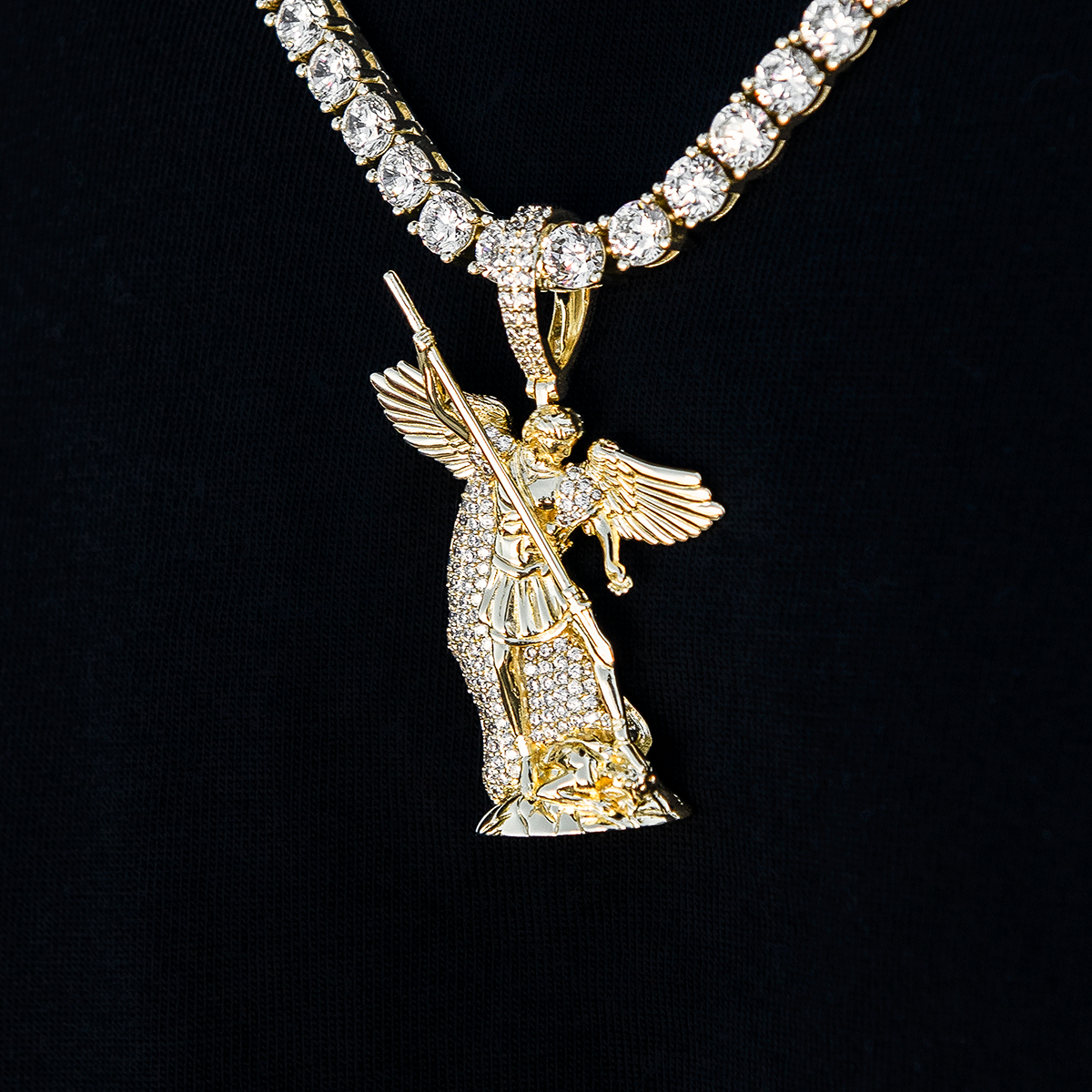 Saint Michael Pendant - Yellow Gold