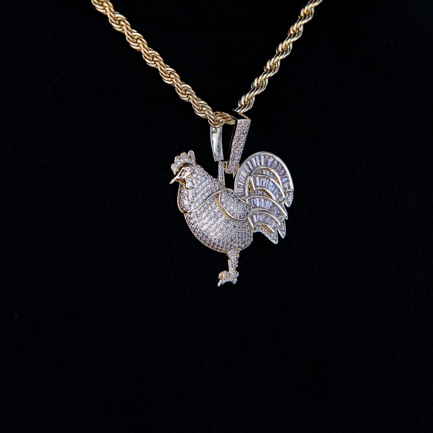 Iced Rooster Pendant in Yellow Gold