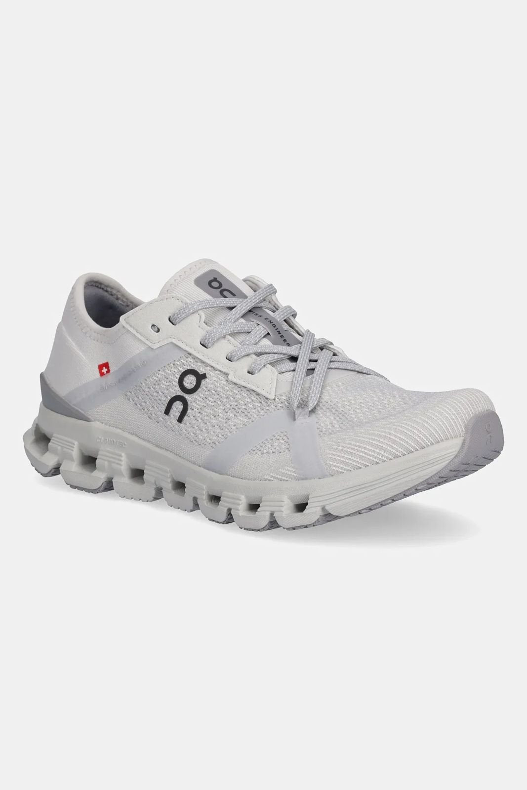 ON Cloud X 4 AD ‘Wolf | Alloyâ€?