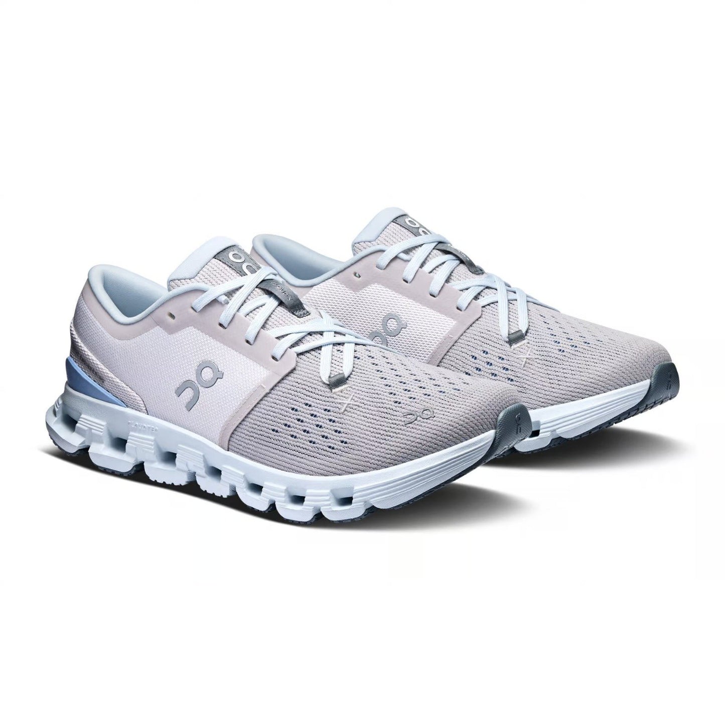 On Running Cloud X 4 Silver Chambray