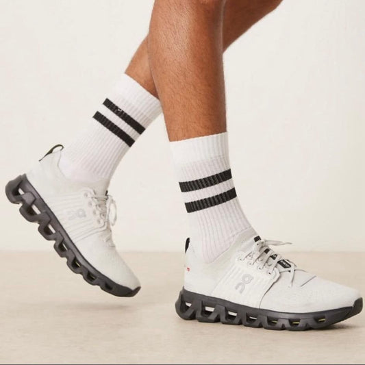 On Cloudswift 4 Wolf / Black â€?Lightweight Running