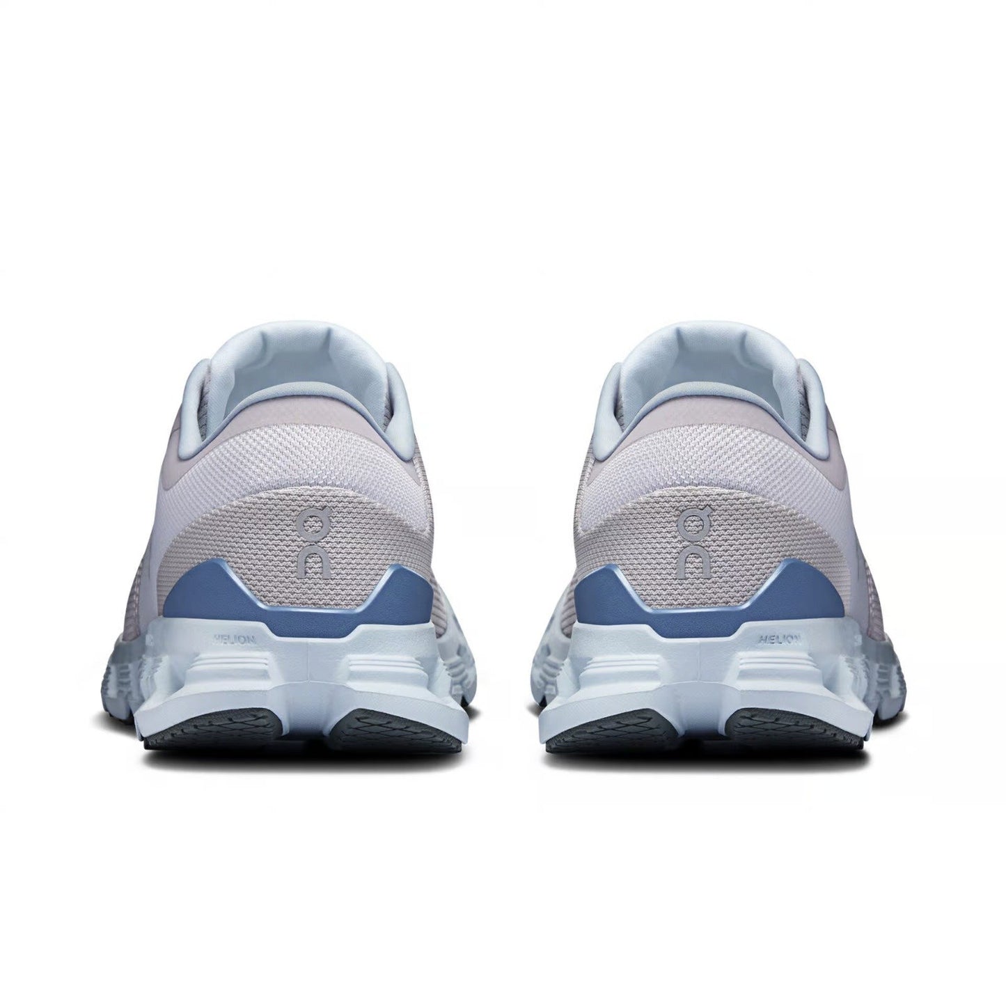 On Running Cloud X 4 Silver Chambray